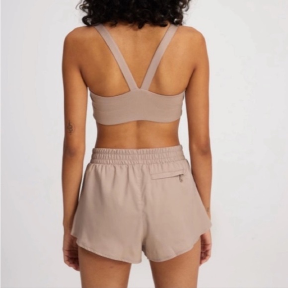 Girlfriend Collective Earth Trail Shorts Small Quartz Blush - XL - Picture 2 of 8